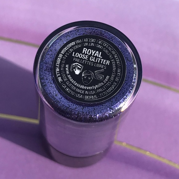 Anastasia Beverly Hills Loose Glitter in Royal - Picture 3 of 7
